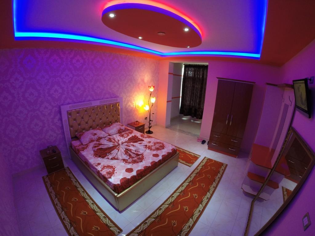 Hotel Buza New Shtoj Exterior photo